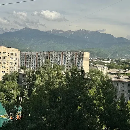 Gagarin One Bedroom Apartment Almaty Exterior photo